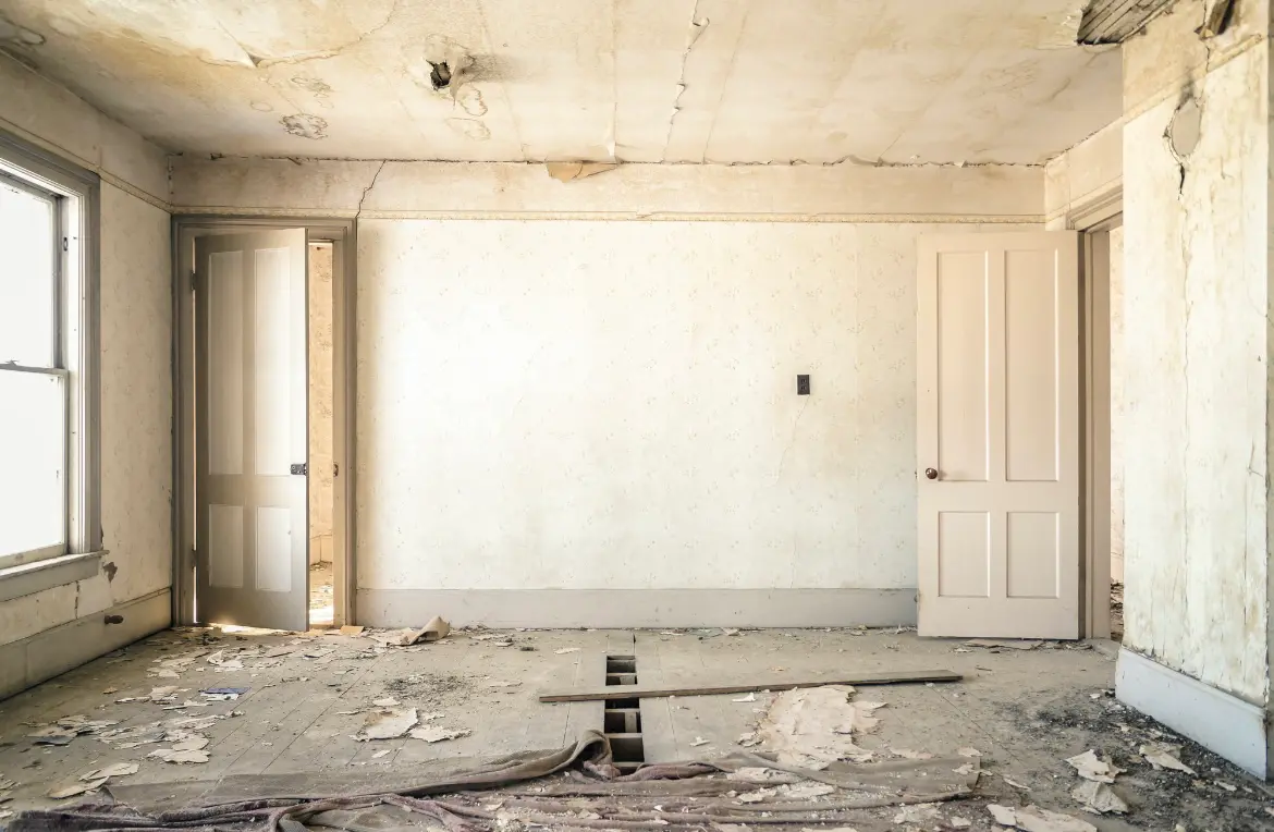 Waste disposal crew managing a cleanout project in Ave Maria